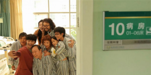 女女sp打屁股spanking